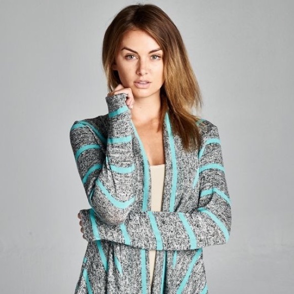 Women’s mint colored draped cardigan - Picture 1 of 3